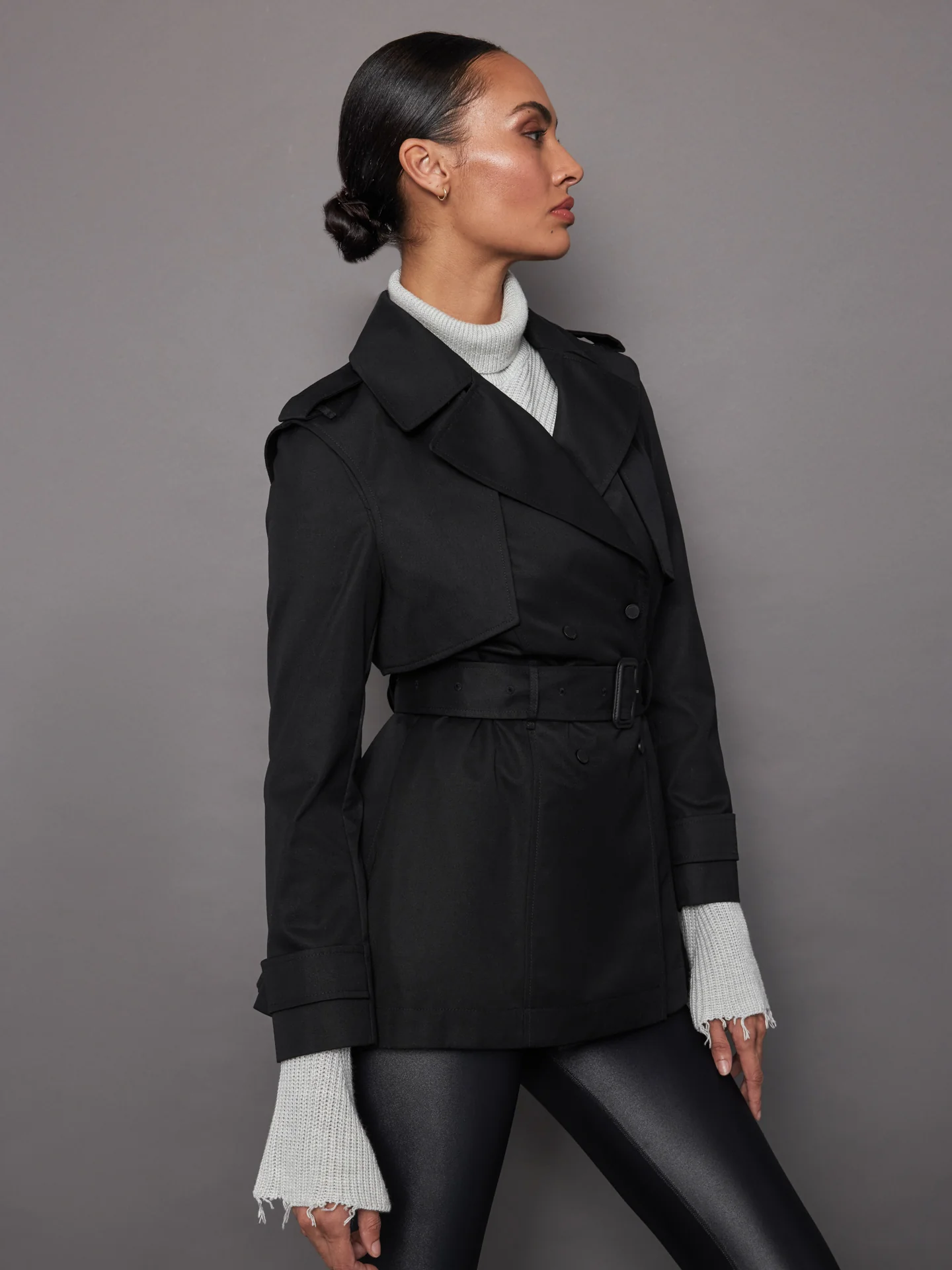 Adva - Black - Image 3