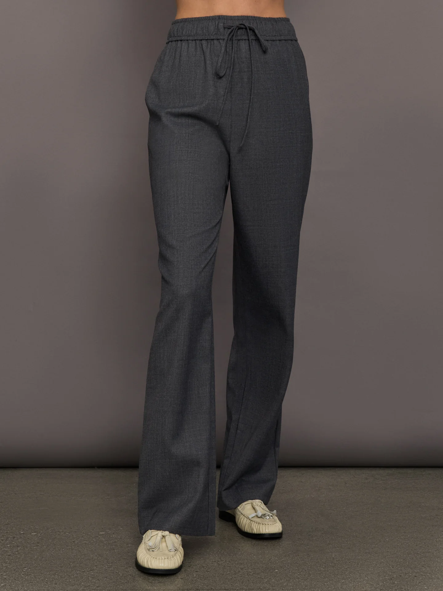 Arlin Drawstring Pant - Grey