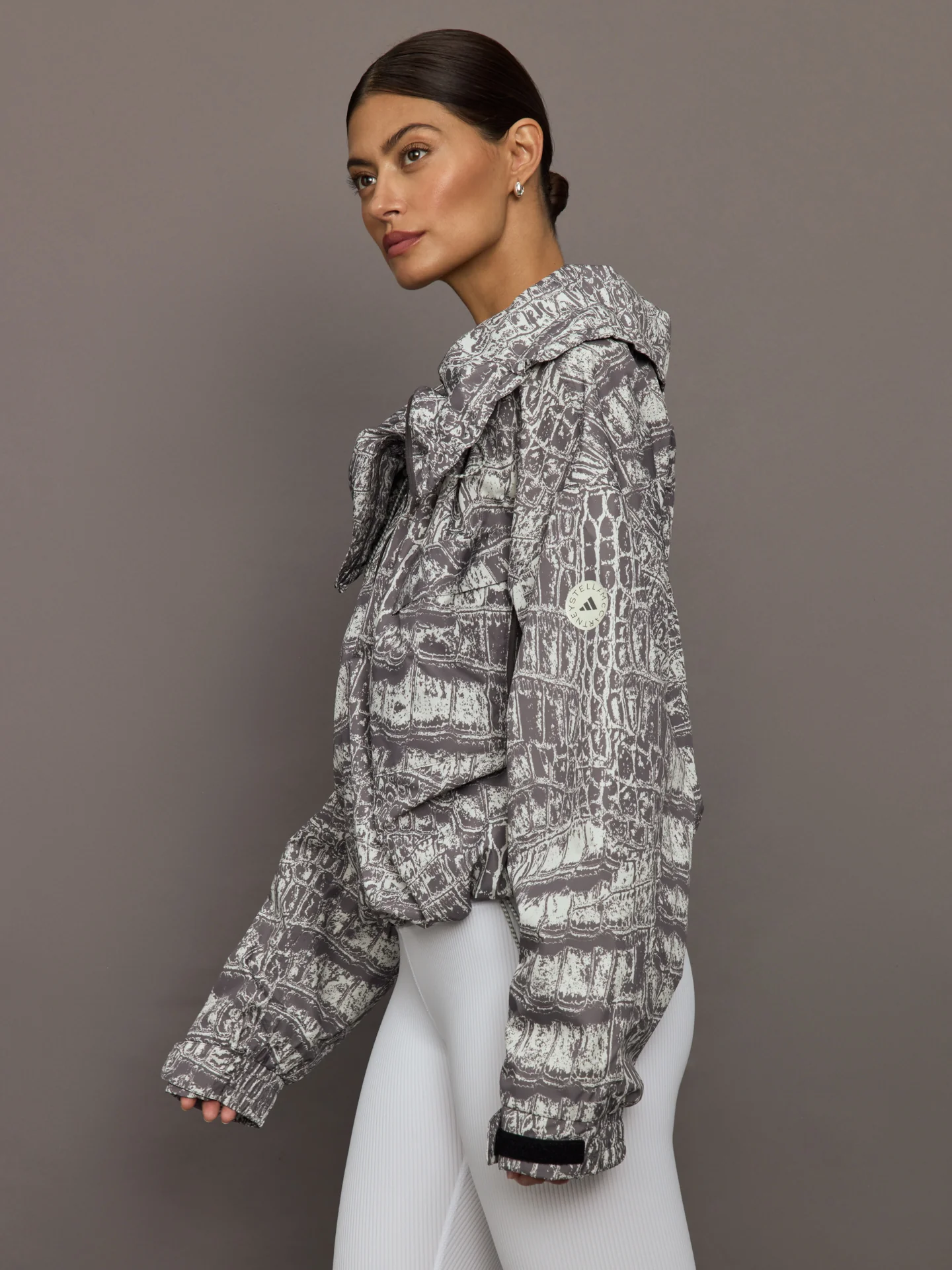 aSMC Item Jacket Printed - Almond Milk-Smc/Charcoal - Image 3