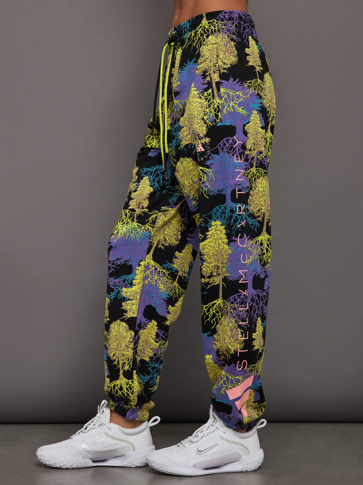 aSMC Sweatpant printed - black shock slime deep lilac blue bay-smc - Image 2