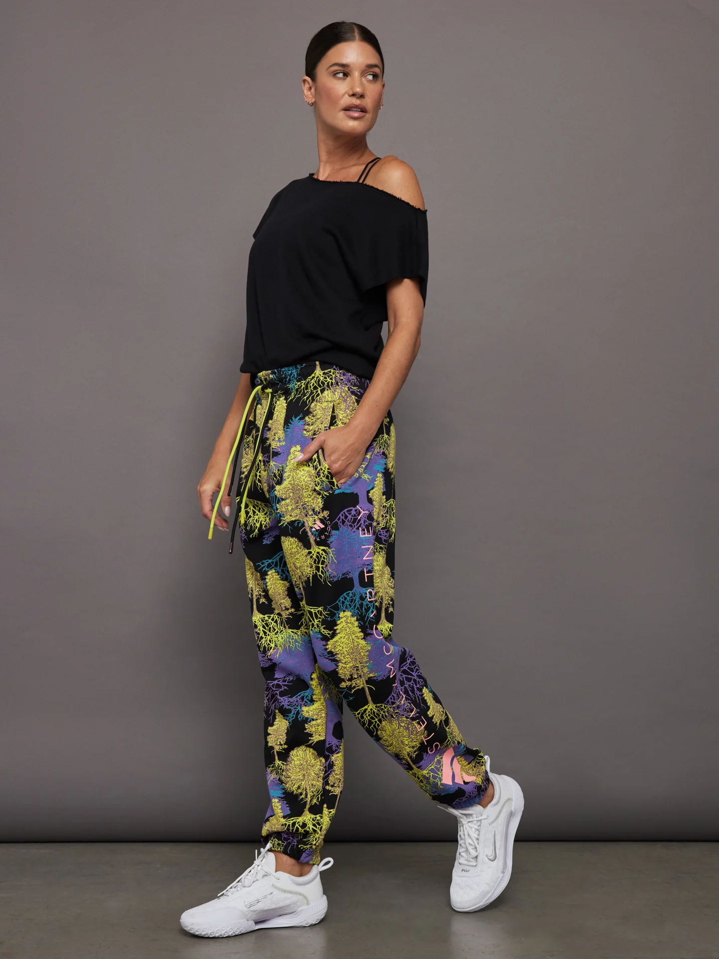 aSMC Sweatpant printed - black shock slime deep lilac blue bay-smc - Image 5