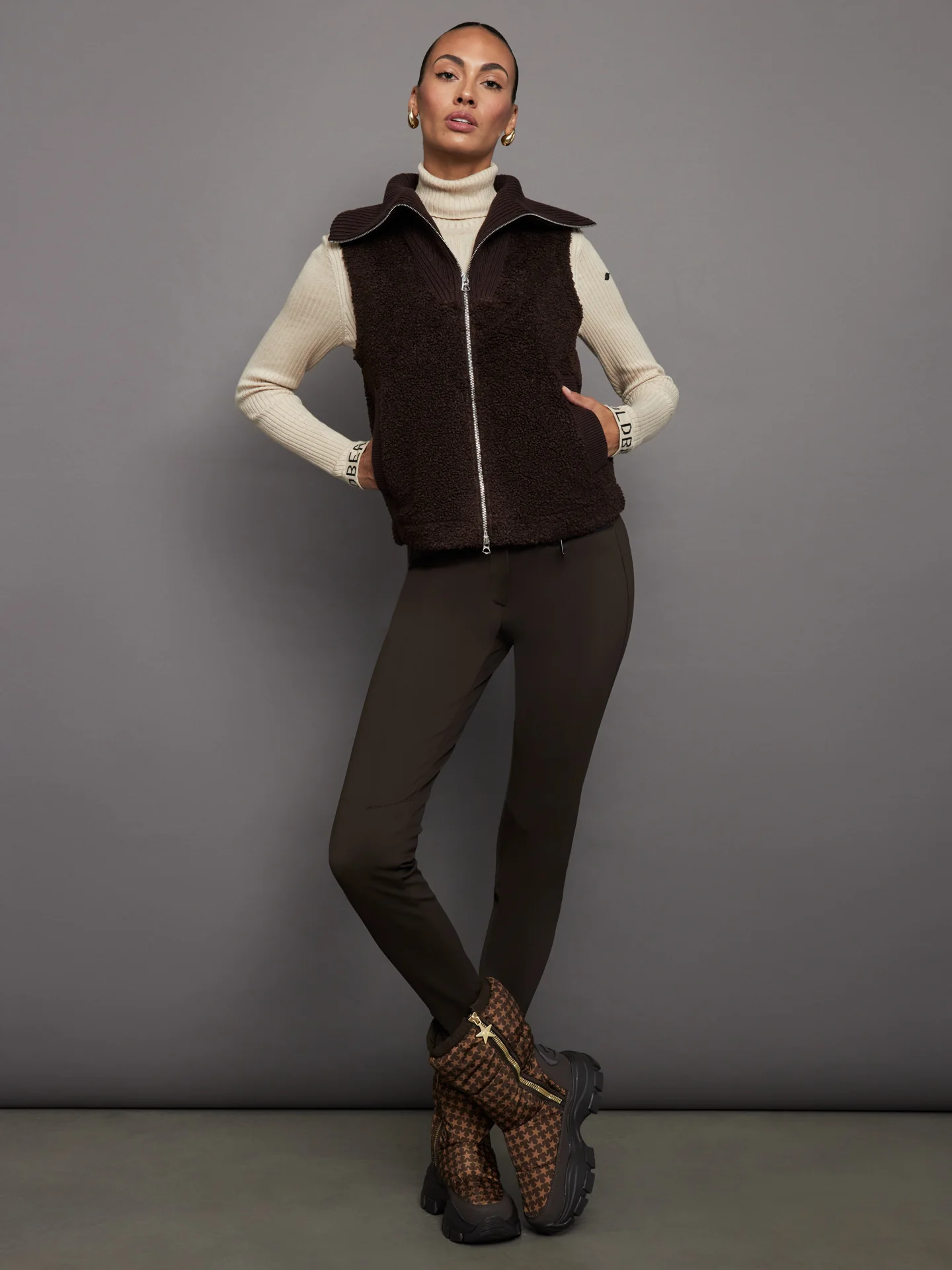 Aspen Gilet - Coffee Bean - Image 5