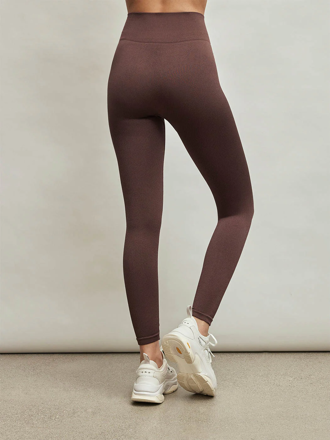 Awaken 7/8 Legging - Chocolate - Image 4