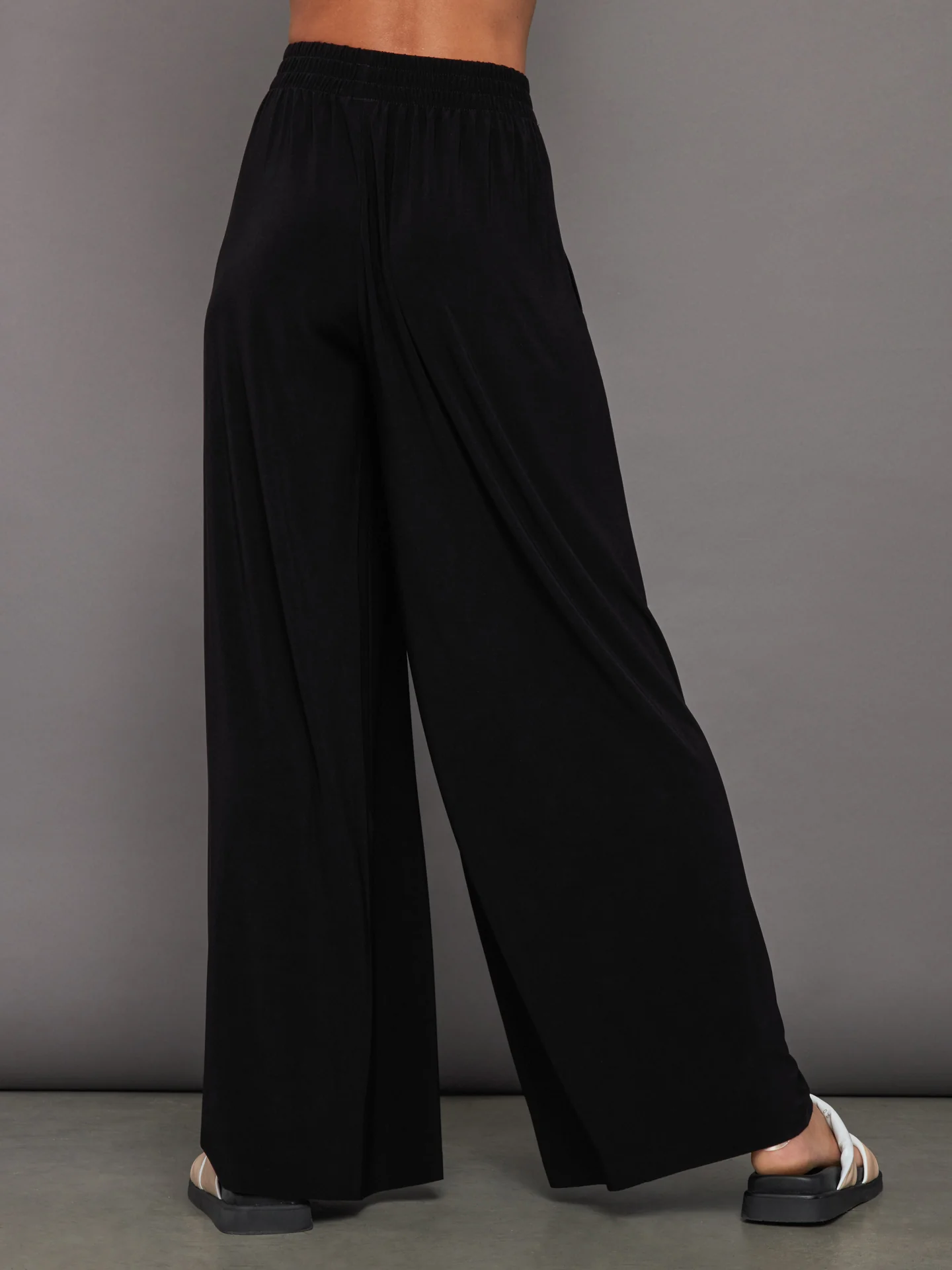 Boyfriend Elephant Sweatpant - Black - Image 3