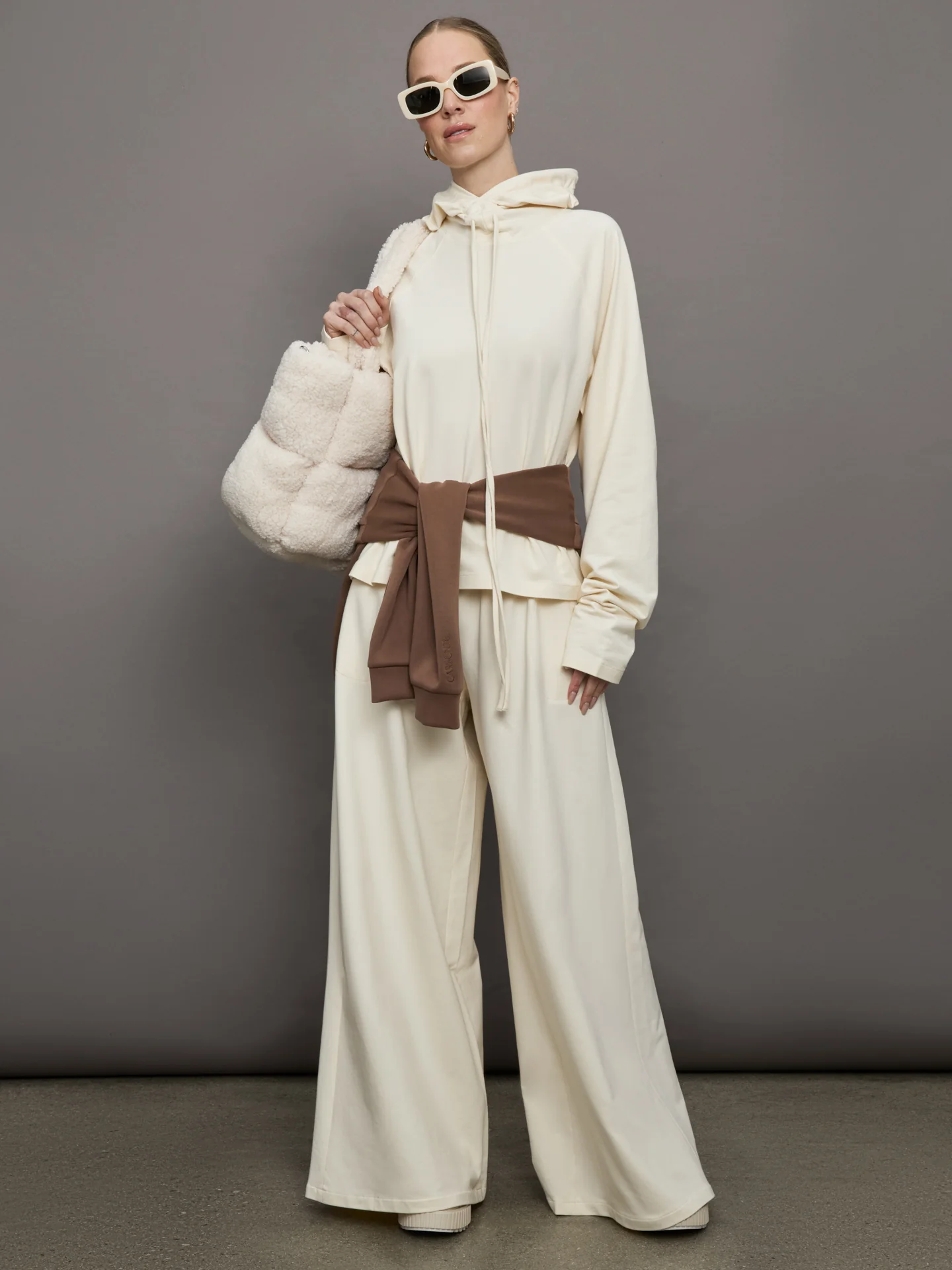 Boyfriend Elephant Sweatpants - Cream - Image 7