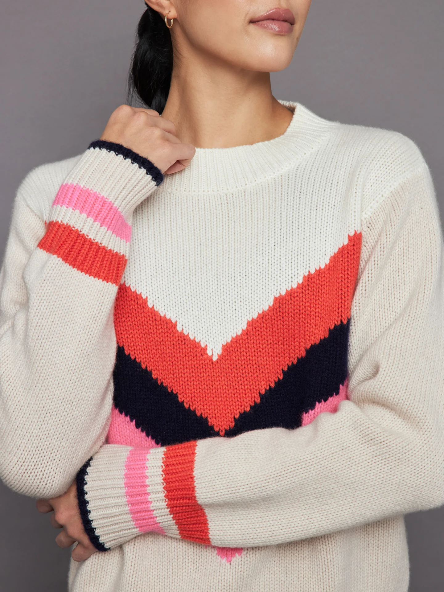 Cabin Sweater Chevron - Milky Way - Image 4