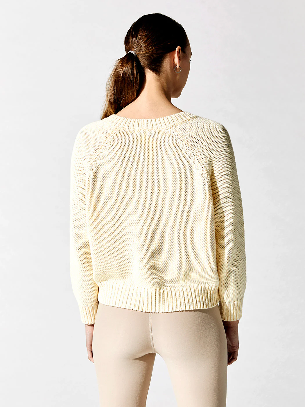Cable V-Neck - Butter - Image 3