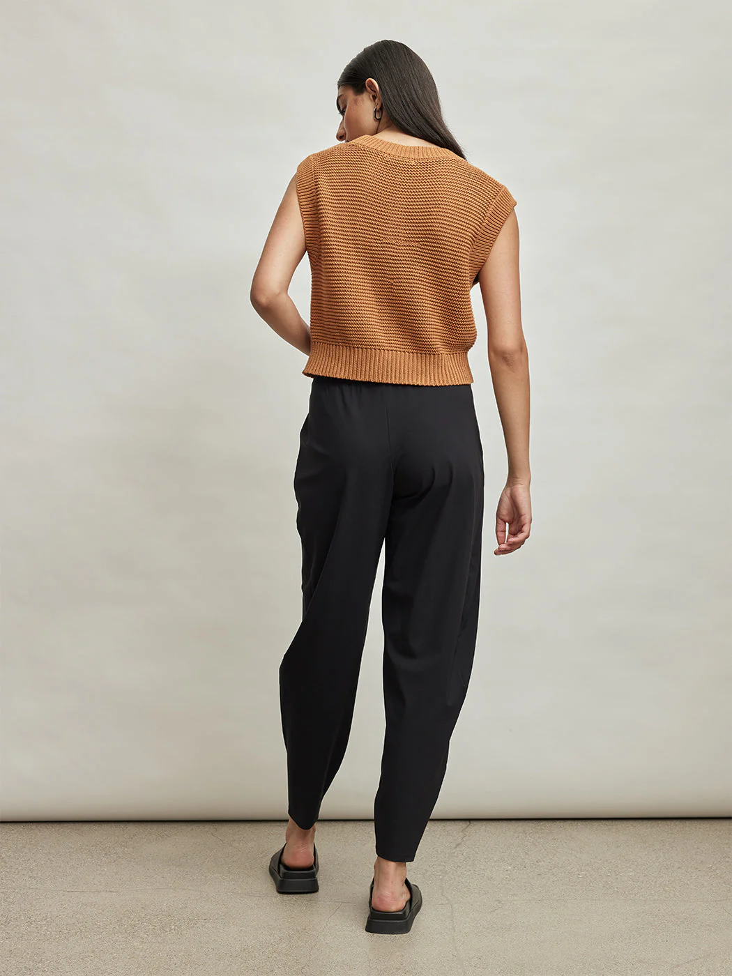 Cable Vest - Caramel - Image 5