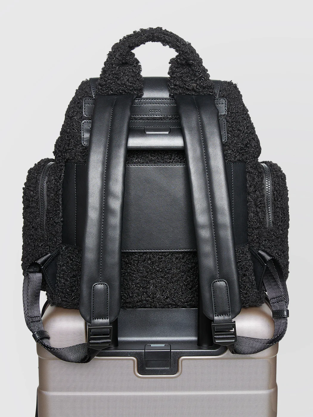 Cirrus Sherpa - Black - Image 3