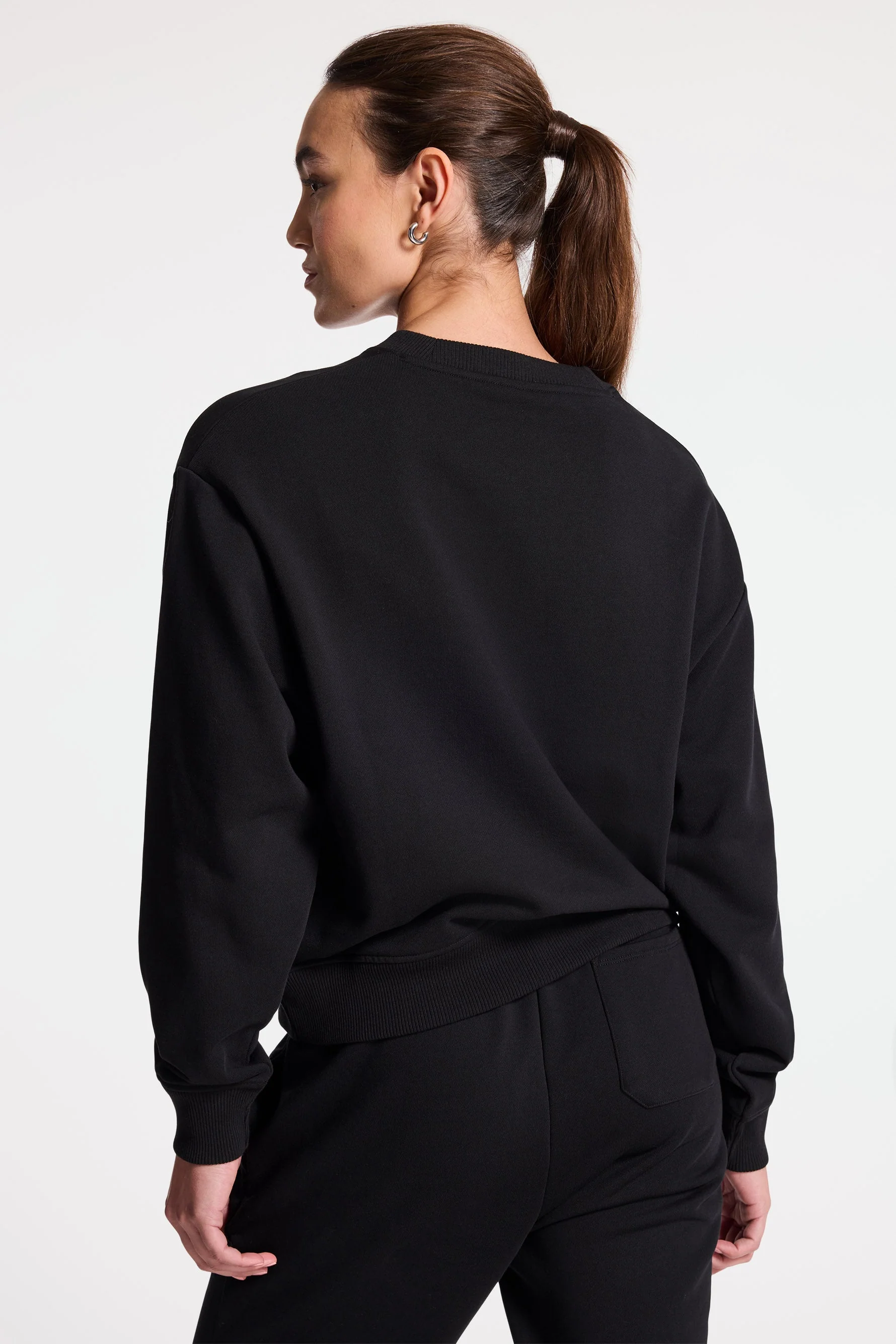 Classic Logo Terry Crewneck Sweatshirt - Black - Image 3