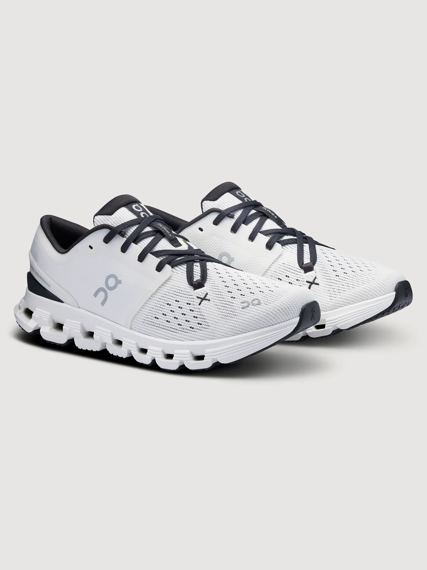 Cloud X 4 - Ivory | Black - Image 3