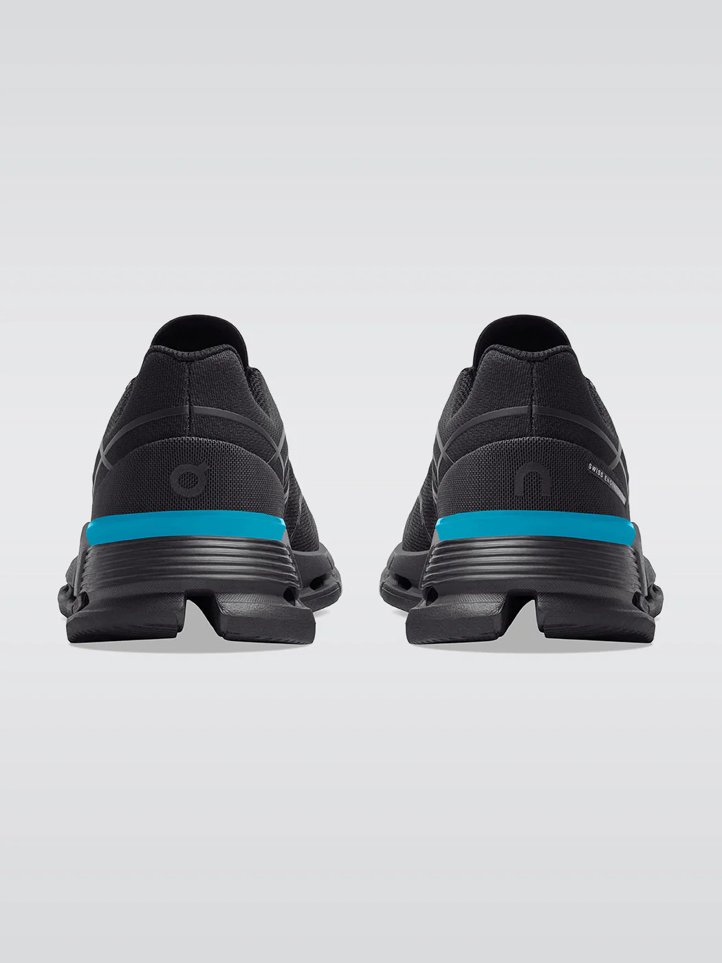 Cloudnova Z5 - Black/Cyan - Image 2