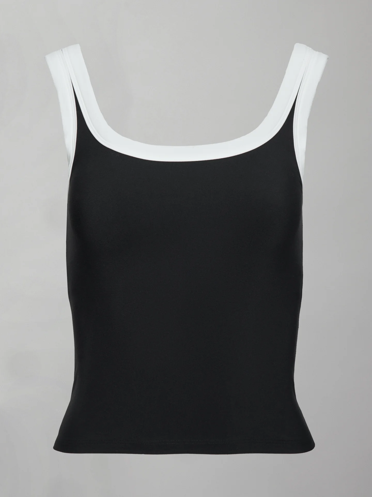 Colorblock Scoop Tank in Melt - Black/Cloud Dancer - Image 8
