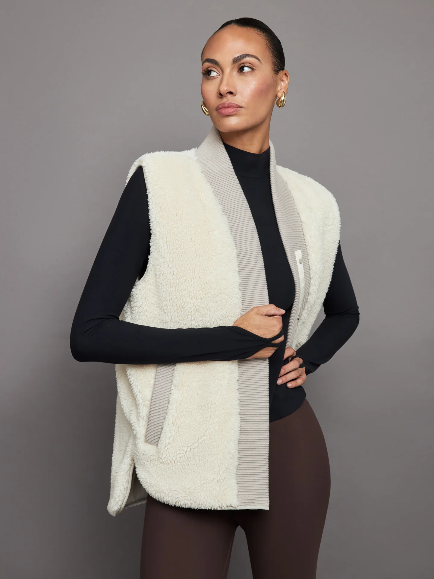 Covey Reversible Quilt Gilet - Dove - Image 3