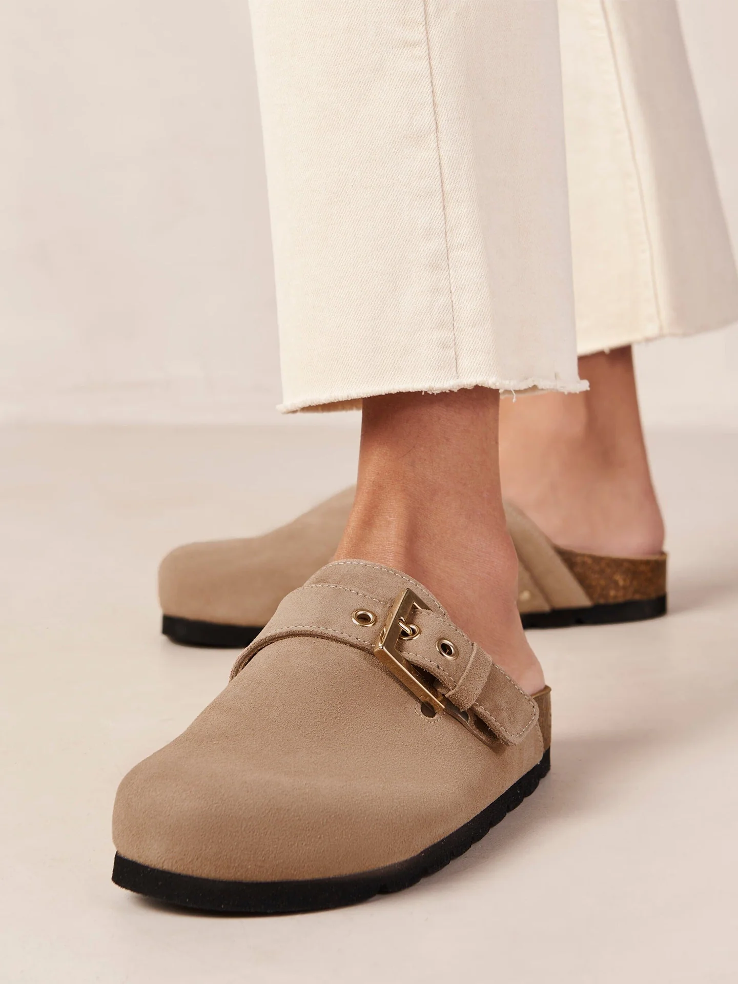 COZY SUEDE MULE - TAUPE LEATHER - Image 6