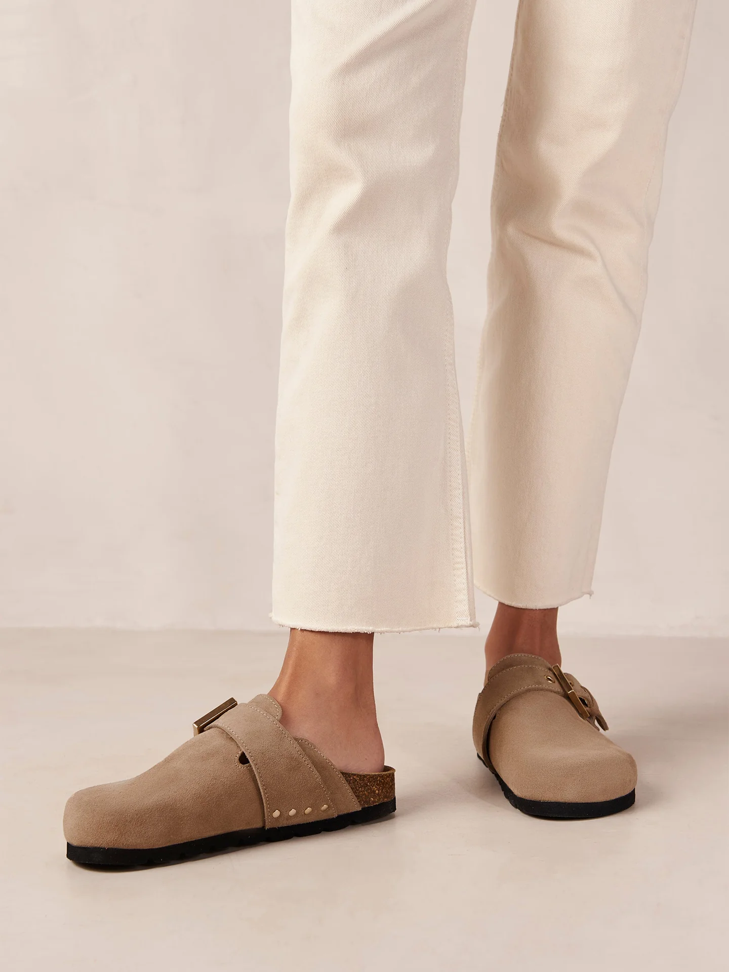 COZY SUEDE MULE - TAUPE LEATHER - Image 7