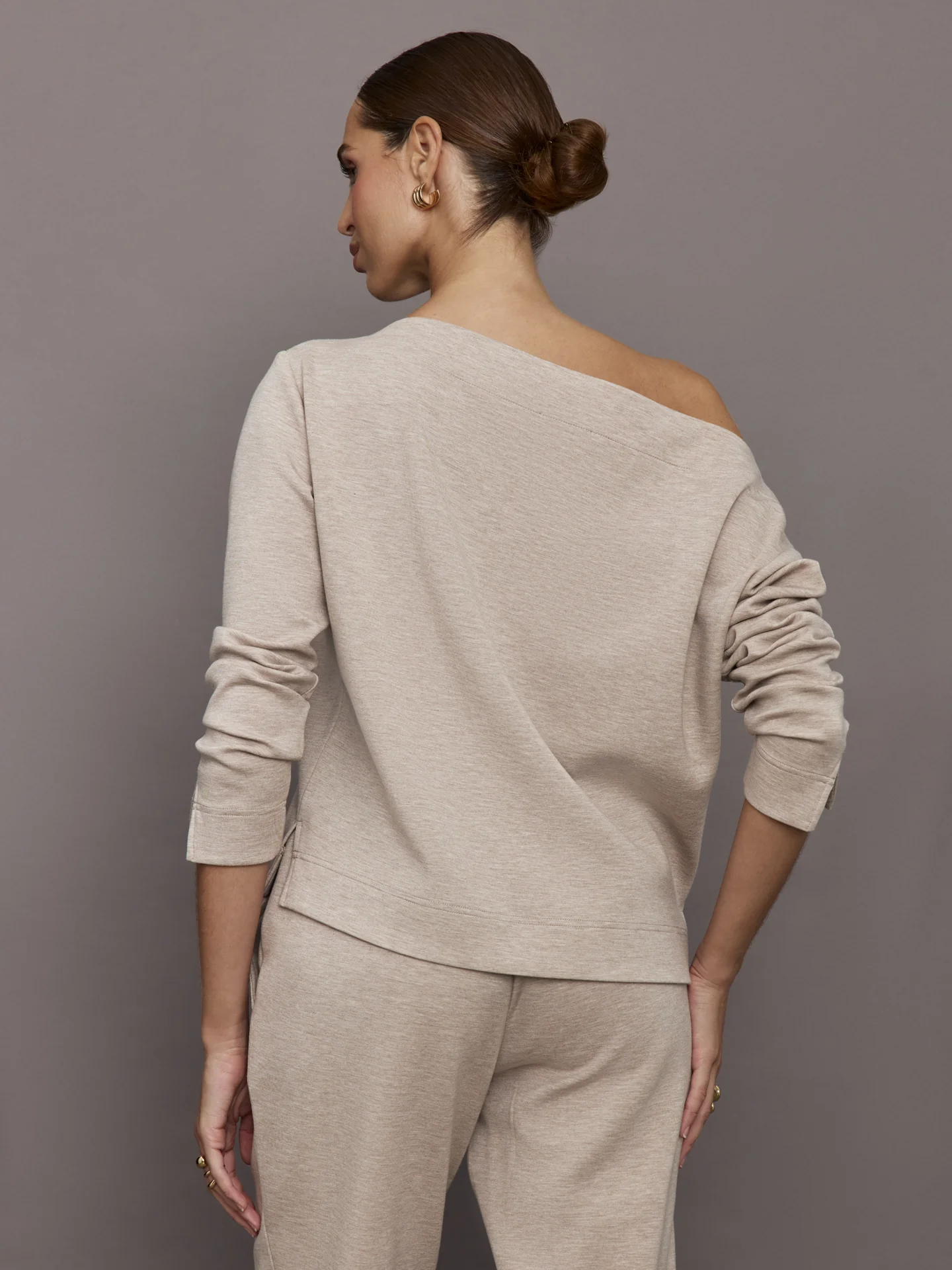 Drapey Knit Sweatshirt in Interlock - Taupe Heather - Image 4