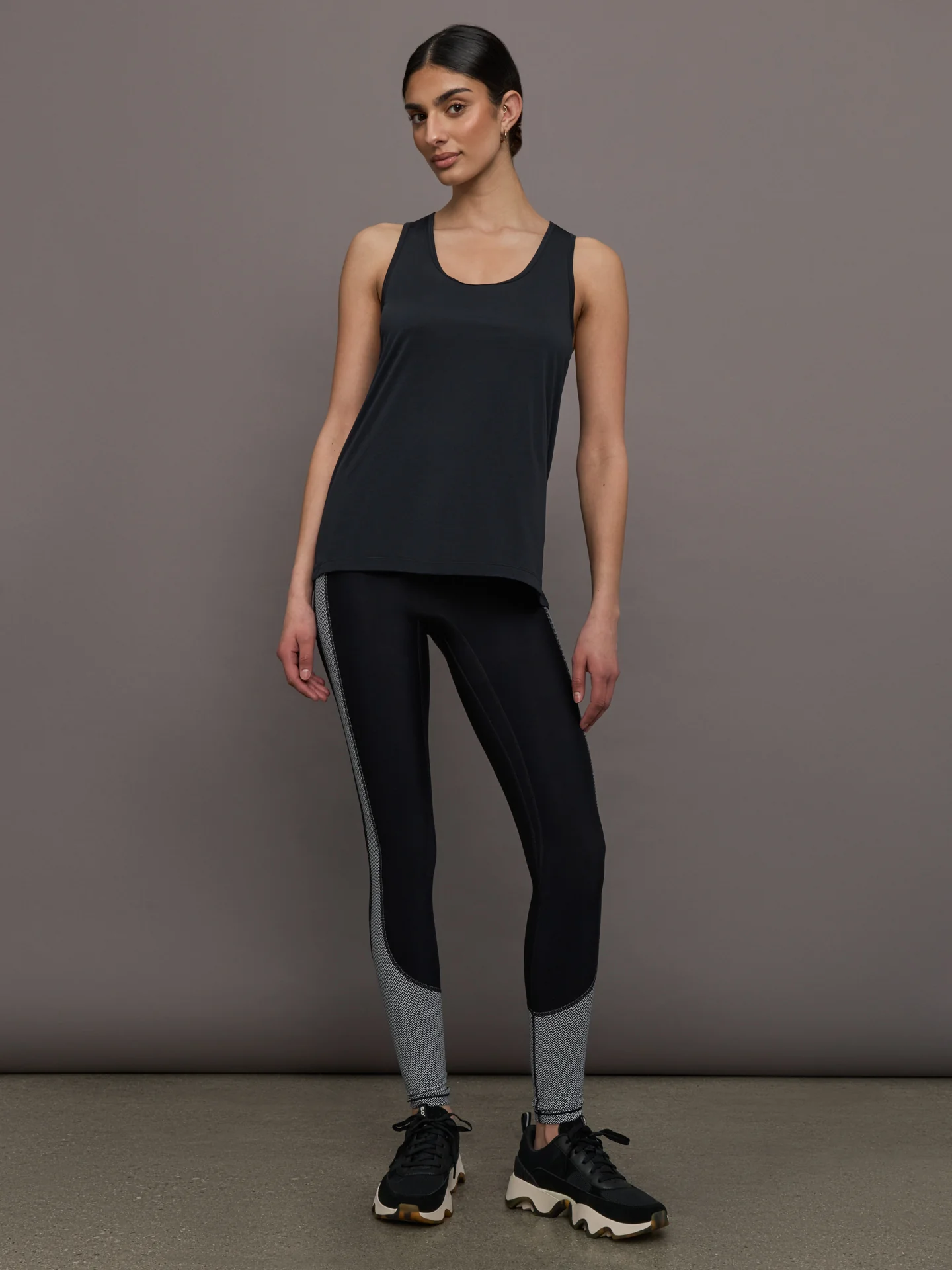 Featherweight Tank - Black - Image 2