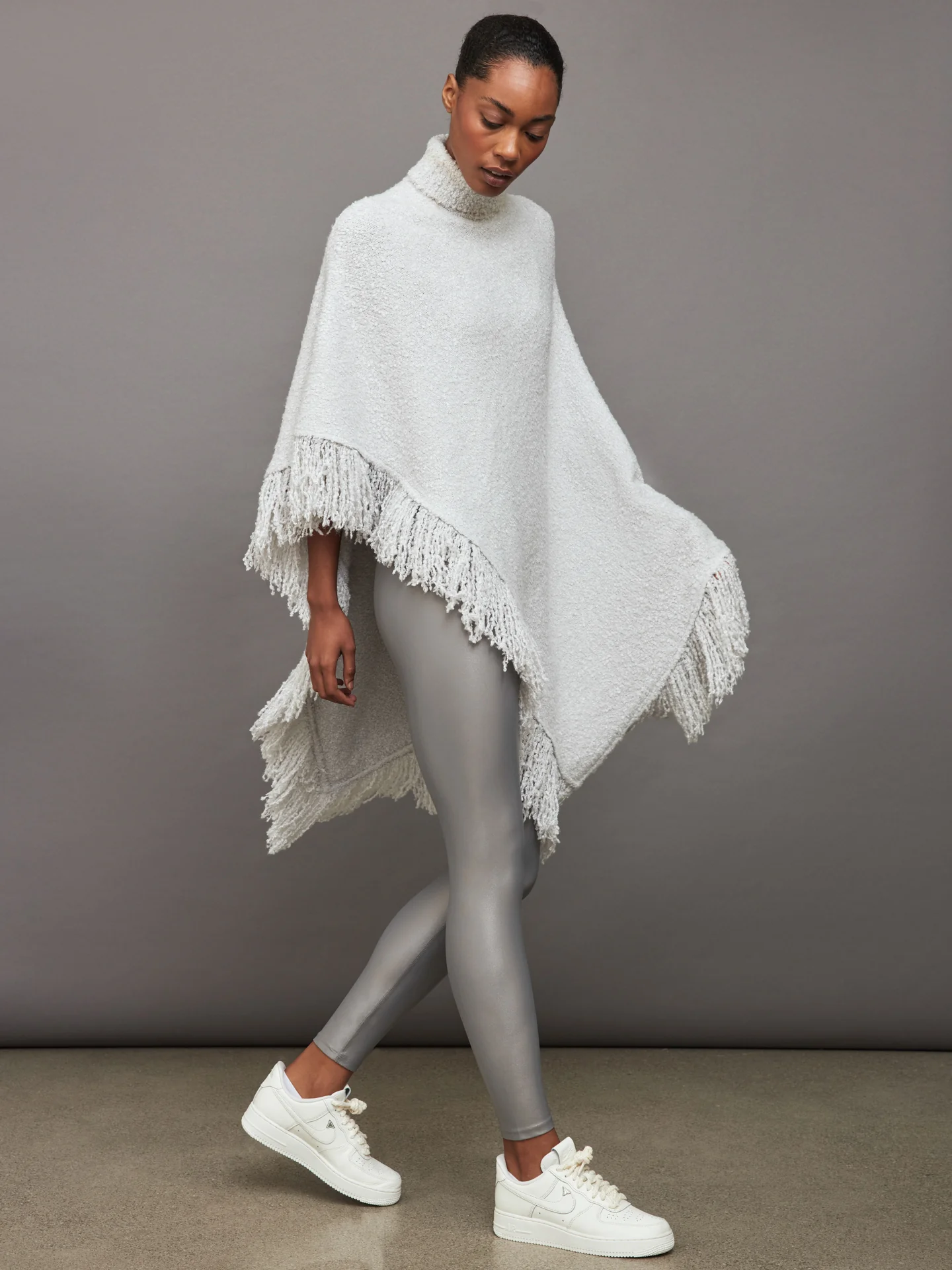 Frost Poncho - SILVER - Image 2
