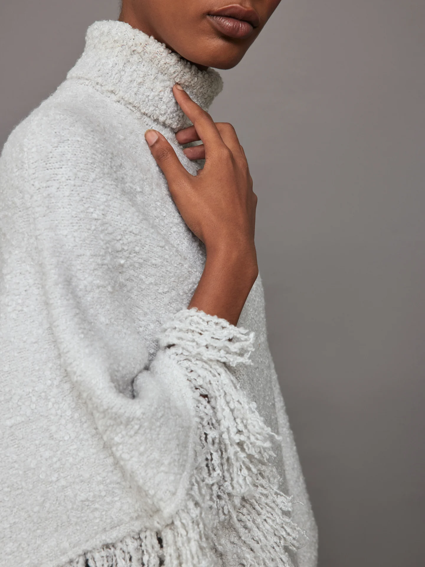 Frost Poncho - SILVER - Image 4