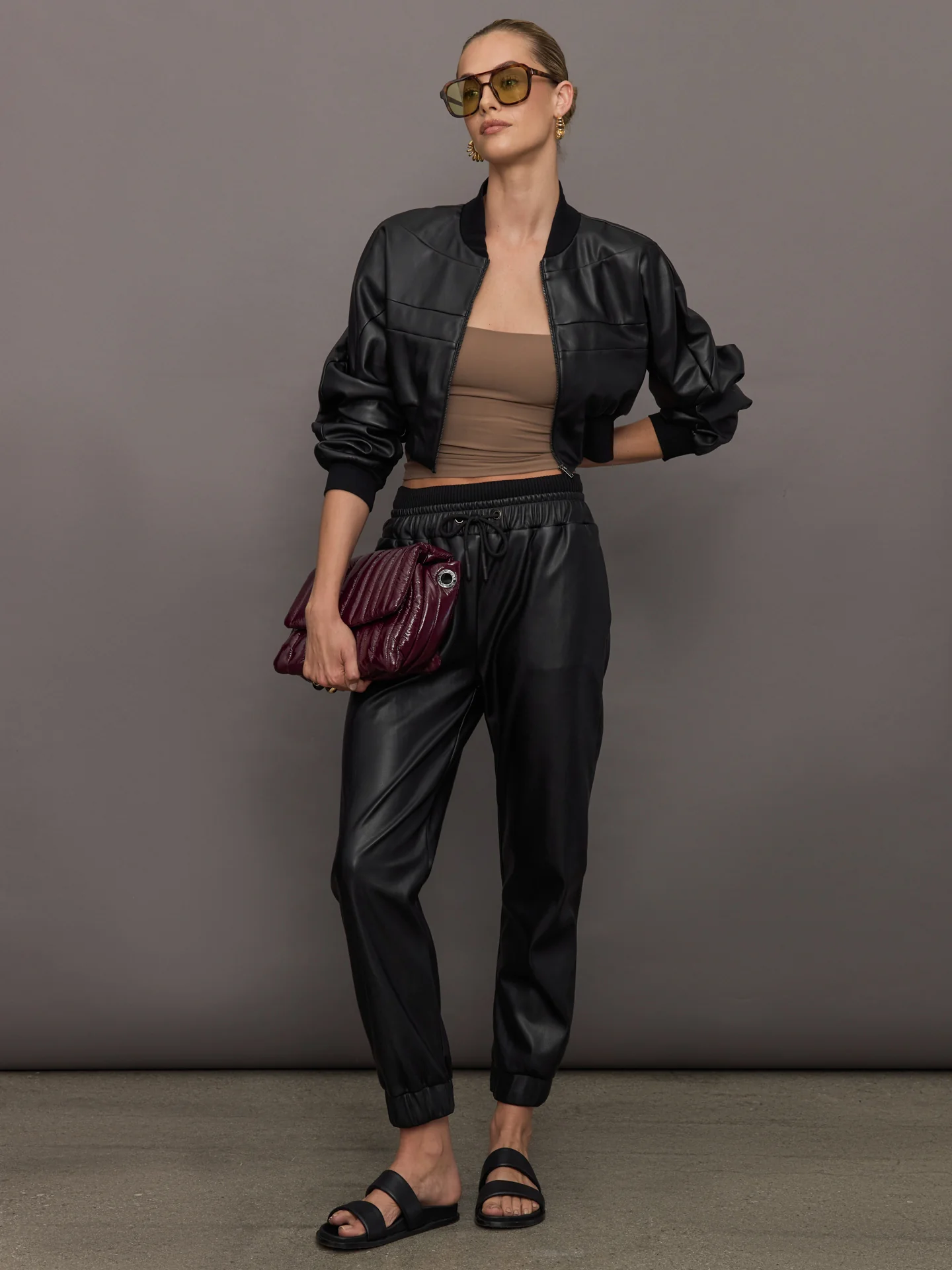 Hera V-Leather Trackpant - Black - Image 2