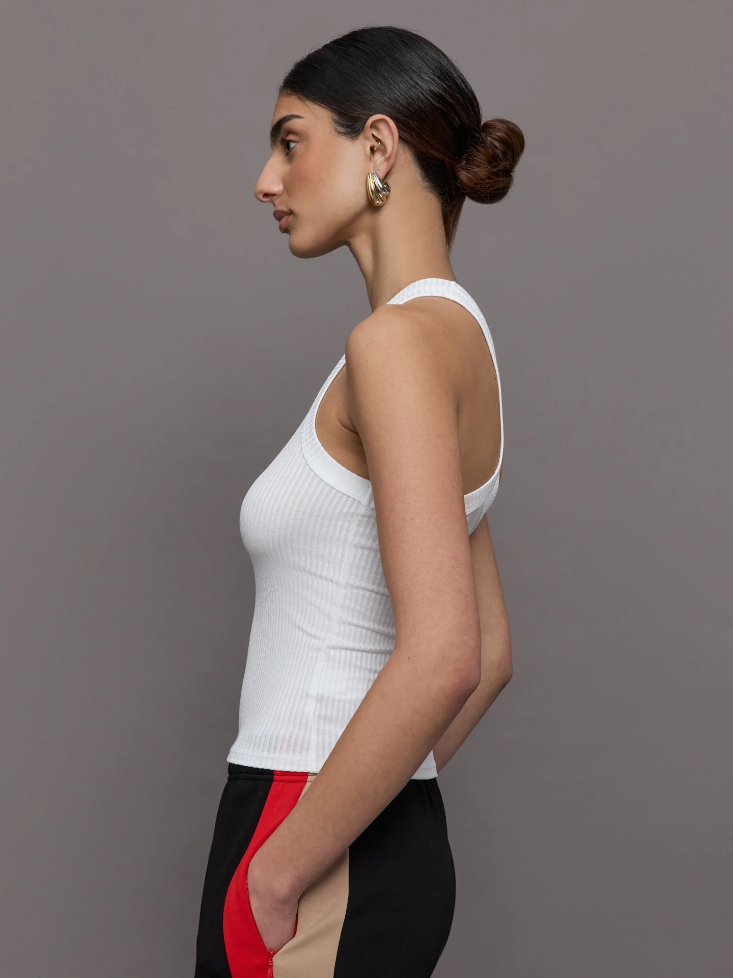 High Neck Fitted Tank in Ribbed Jersey - White - Image 4