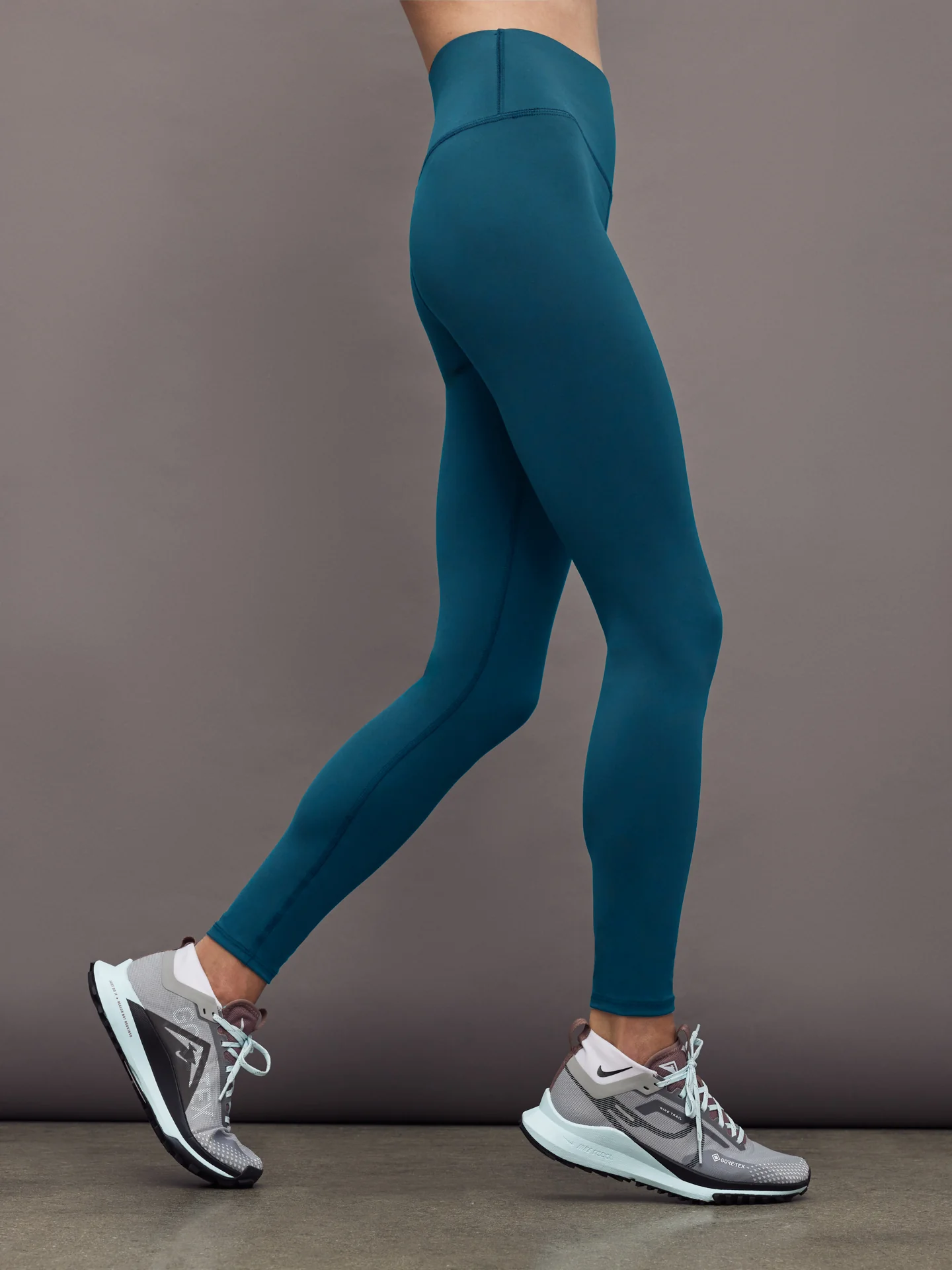 High Rise Full-Length Legging in Diamond Compression - Deep Lagoon - Image 3