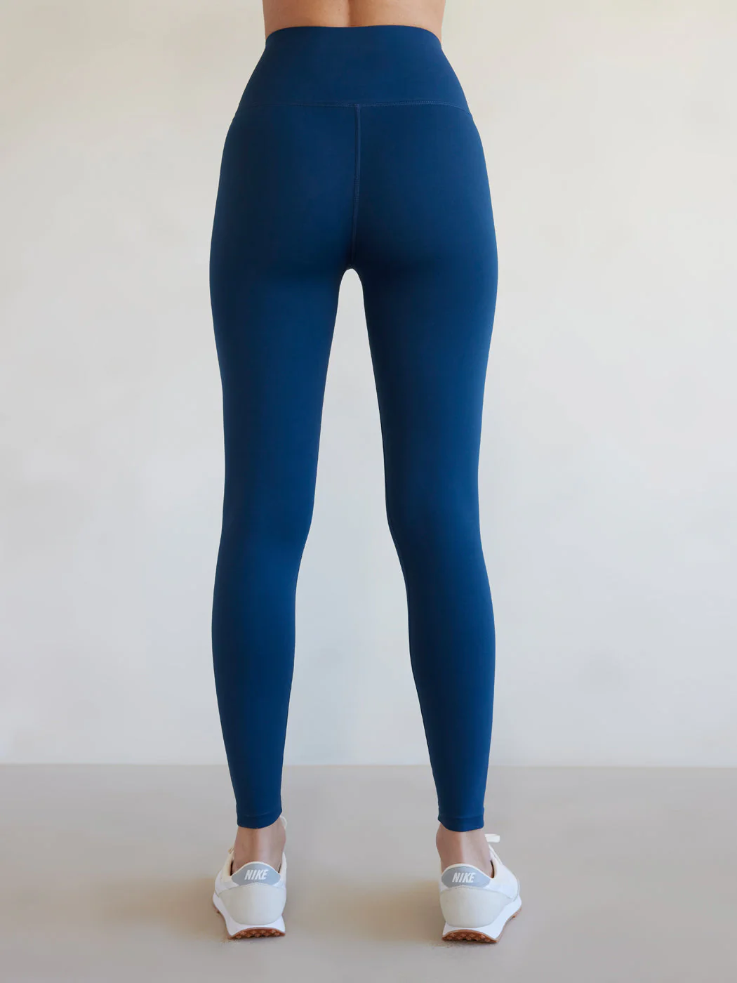 High Rise Full-length Legging In Diamond Compression - French Navy - Image 7