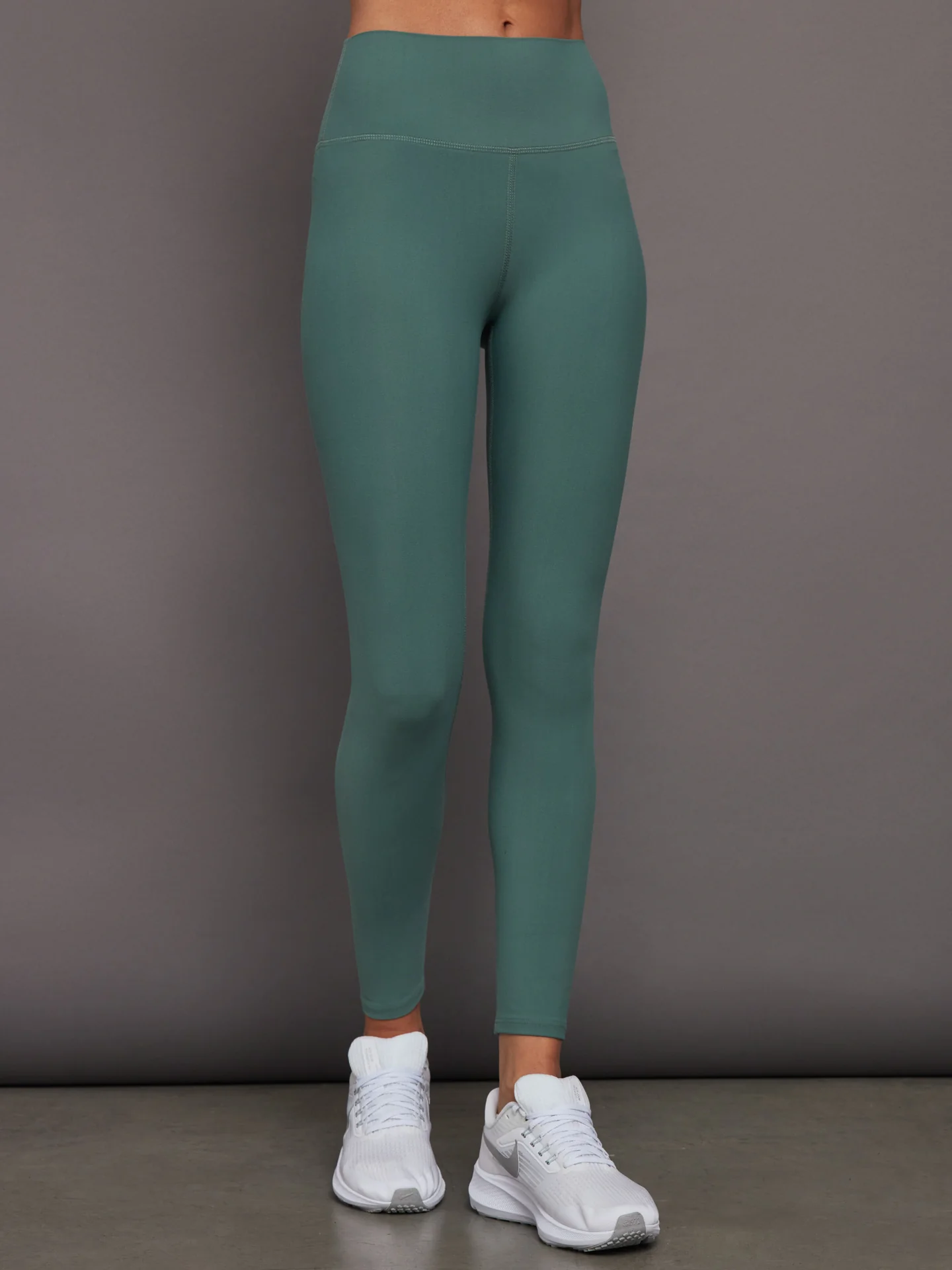 High Rise Legging in Melt - Silverpine - Image 2