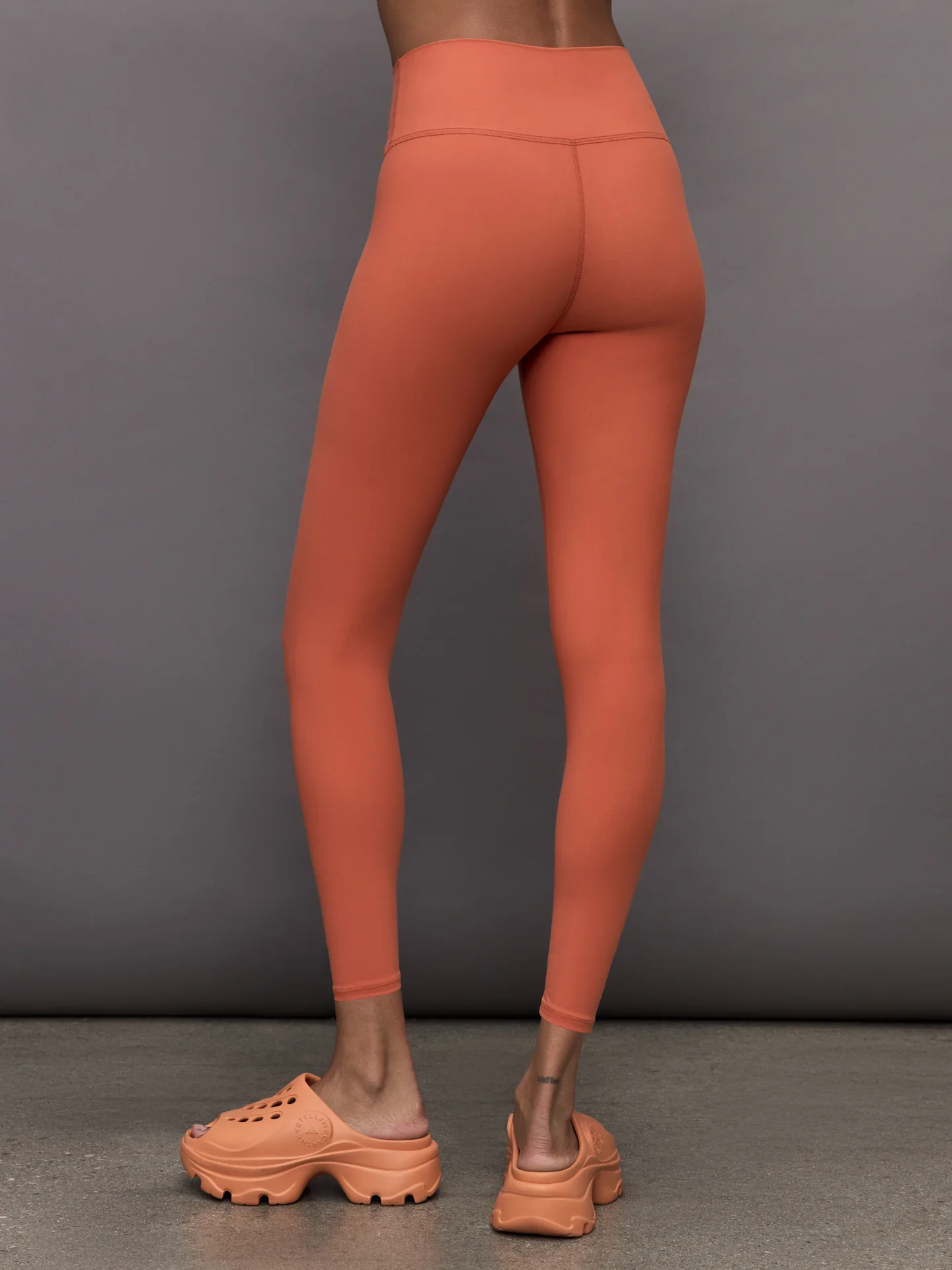 High Rise Legging in Melt - Burnt Sienna - Image 3