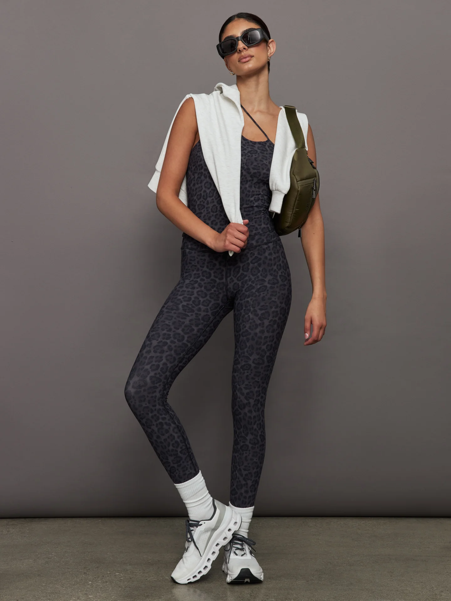 High Rise Legging in Melt - Charcoal Leopard - Image 2