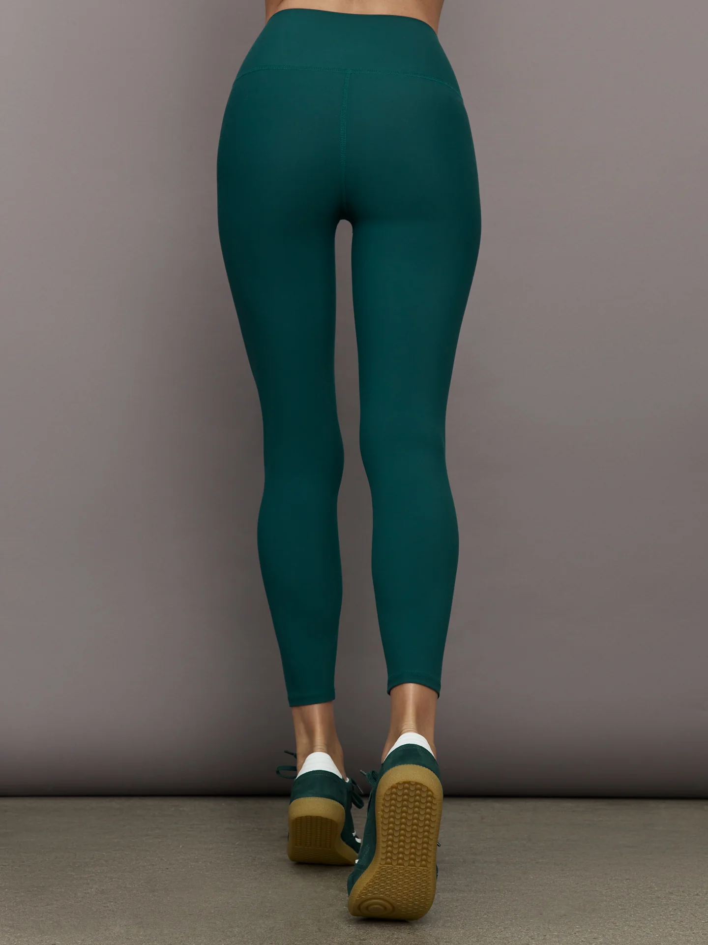 High Rise Legging in Melt - Ponderosa Pine - Image 4
