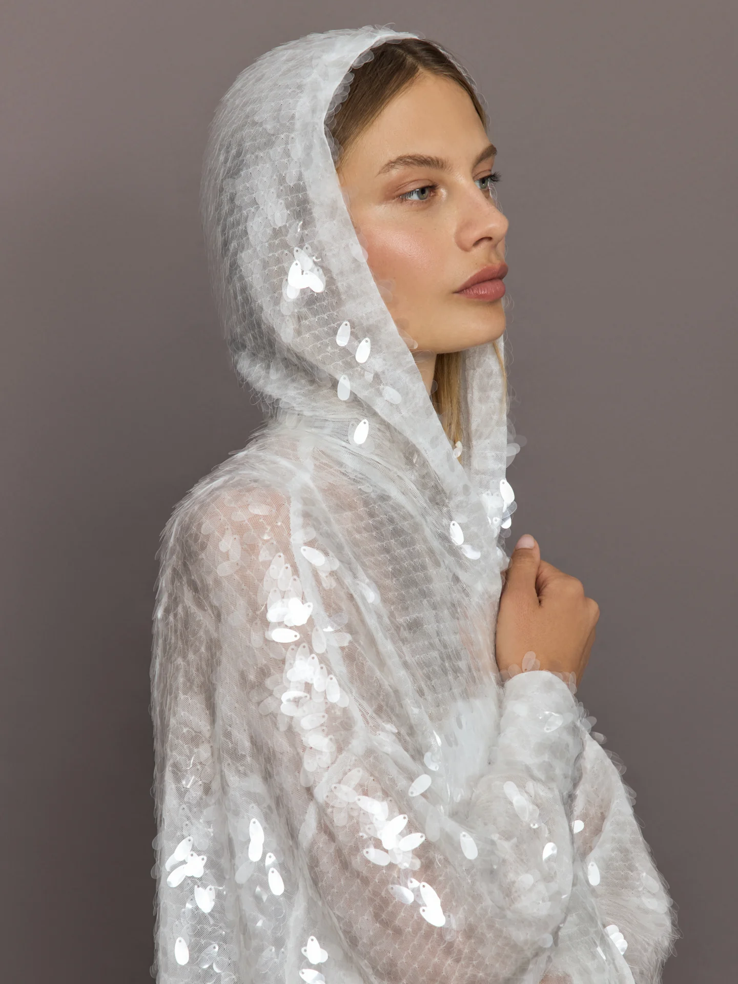 Hooded Robe to Knee - Clear/White - Image 3