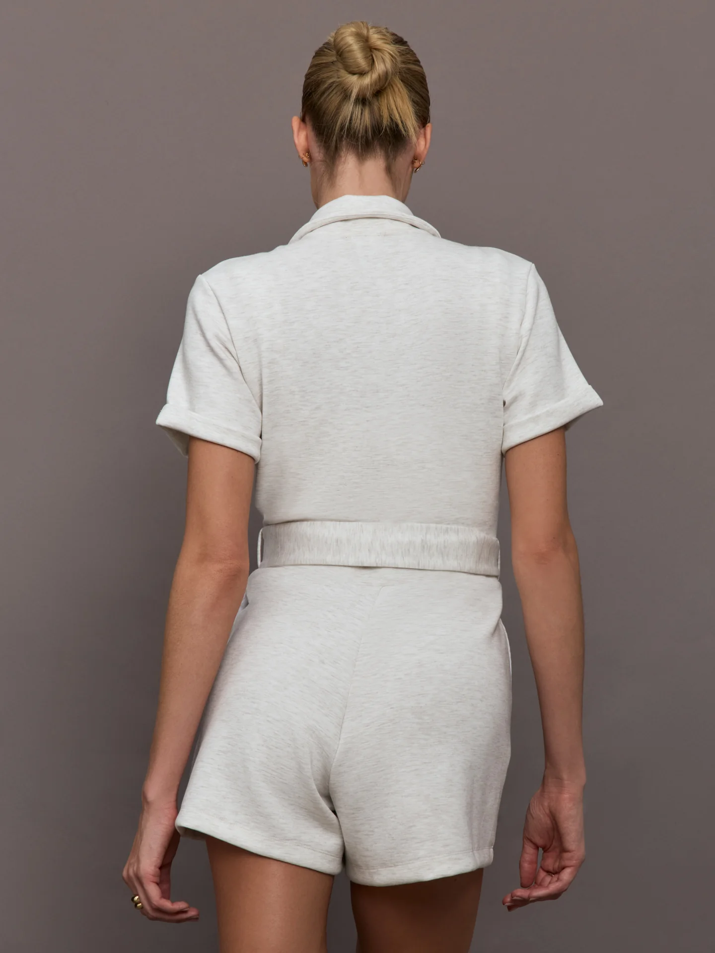 Short Romper in Interlock - Moonbeam Heather - Image 4