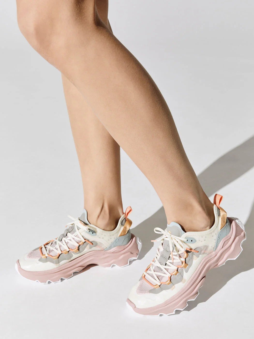 Kinetic Breakthru Tech Lace - Chalk-Eraser-Pink - Image 2