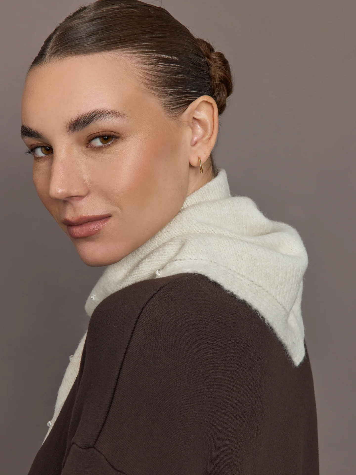 Knit Triangle Pull Thru Scarf with Hand Sewn Beands - Ivory - Image 4