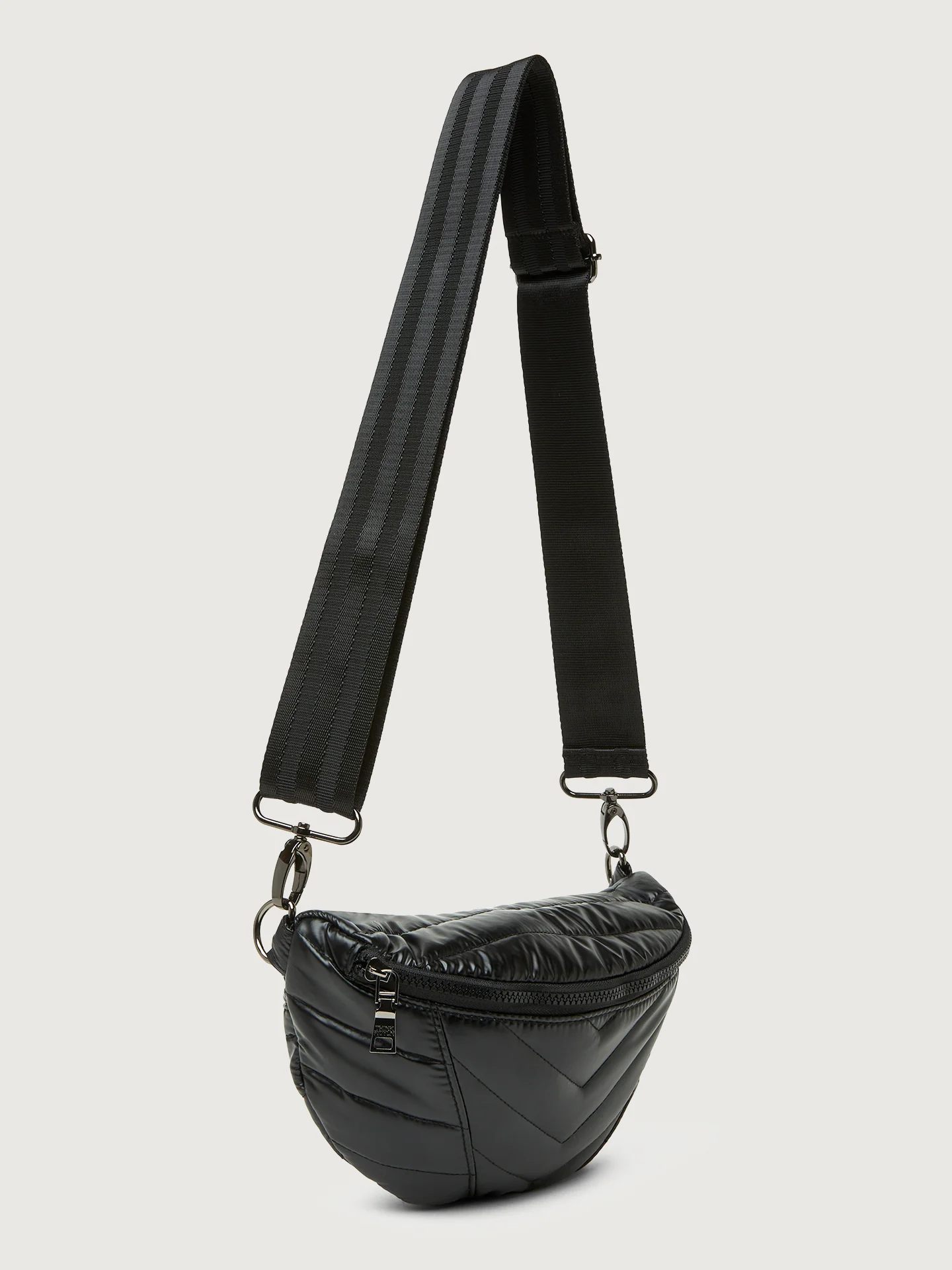 Little Runaway - Pearl Black/ Black/ Black Web - Image 4