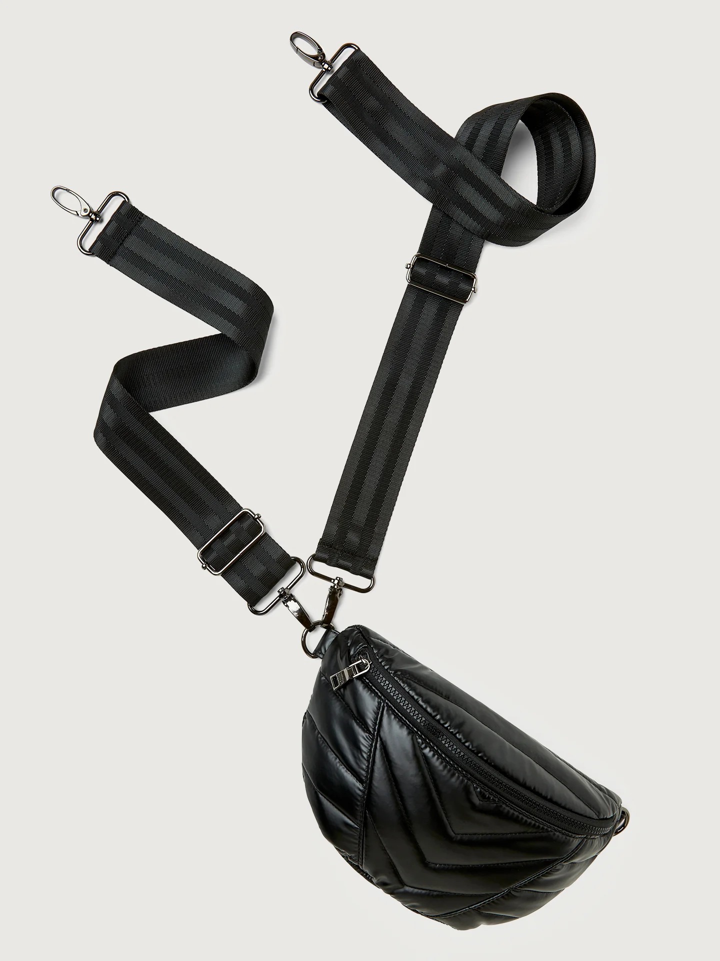 Little Runaway - Pearl Black/ Black/ Black Web - Image 8