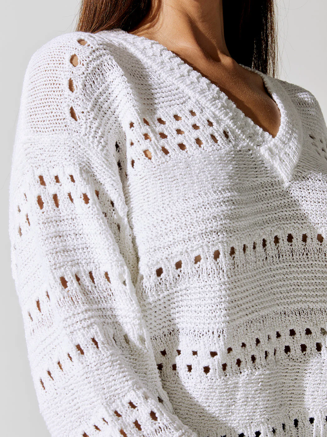 Liv Eyelet Vee - Vanilla - Image 3