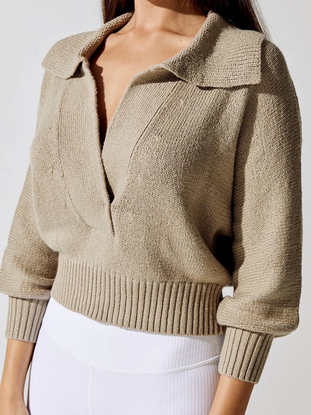Marlowe Cropped Henley - Taupe - Image 4