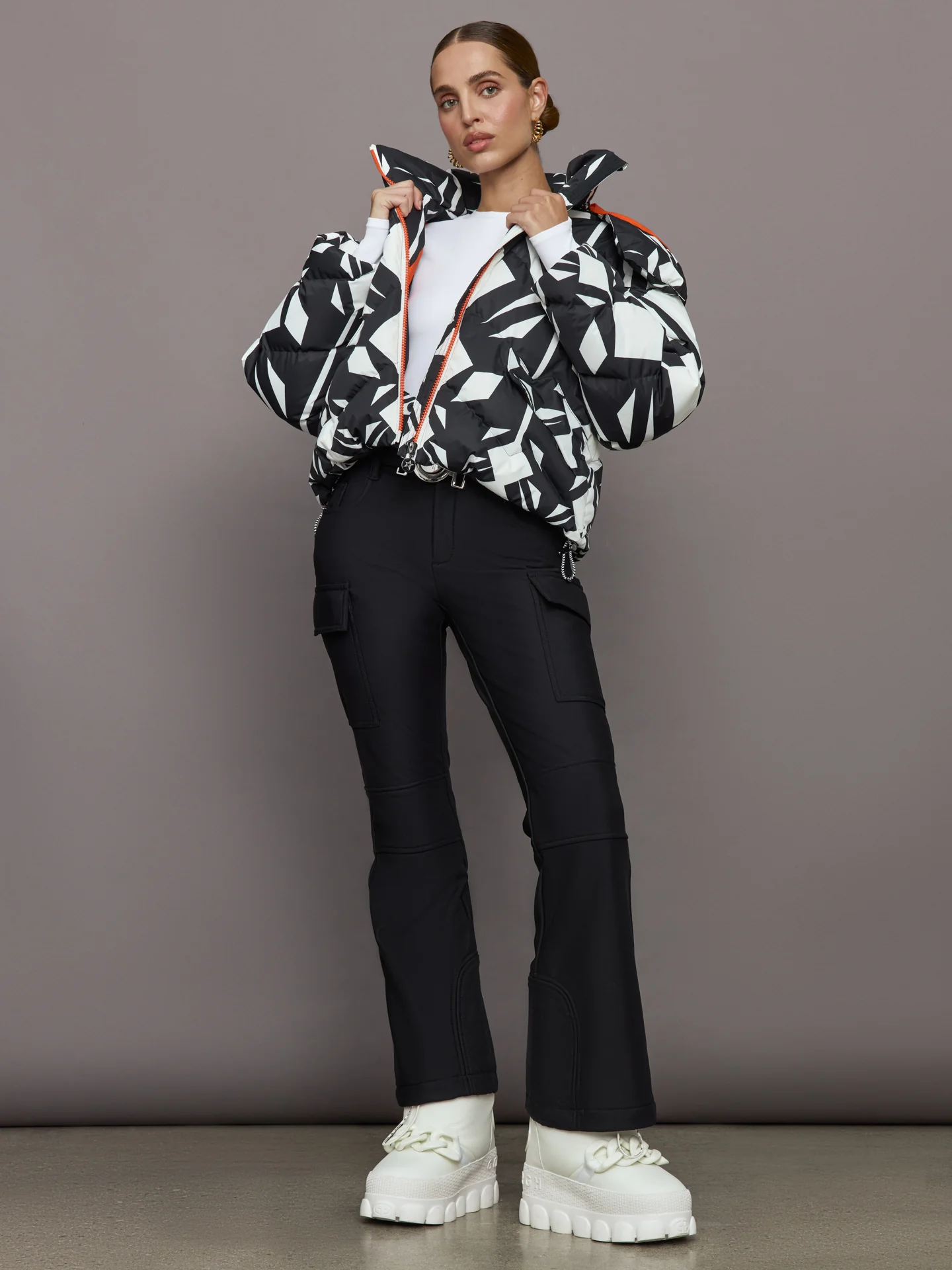 Mountain Puffer Ski Jacket - Geo Print Black/Snow White - Image 6