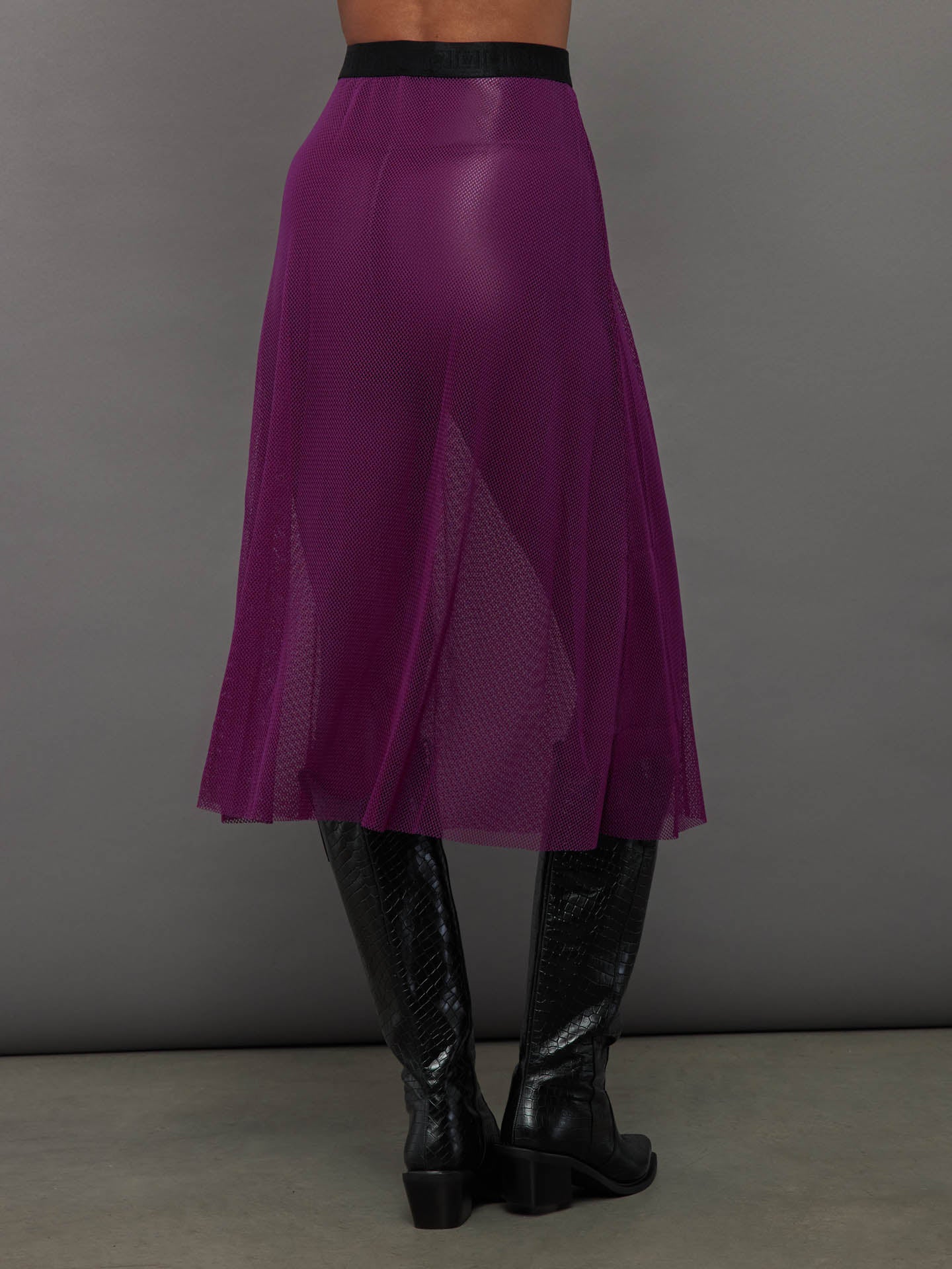 Net Evolution Skirt - MINERAL RED - Image 3