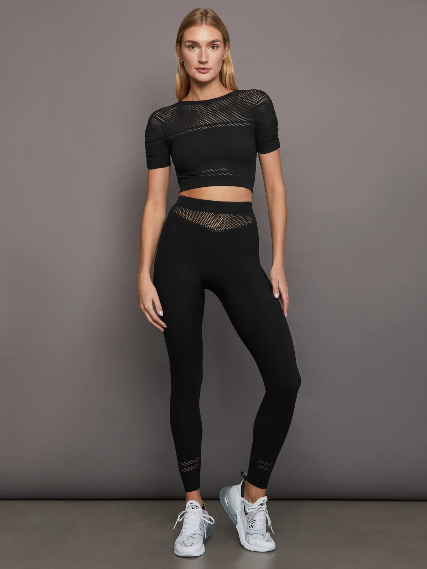 NET LINES SHORT SLEEVE TOP - BLACK - Image 5