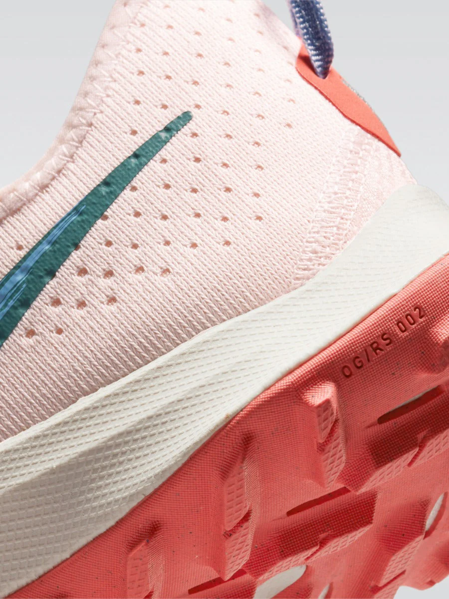 Air Zoom Terra Kiger 7 Sneaker - Light Soft Pink-Bicoastal- Magic Ember - Image 7