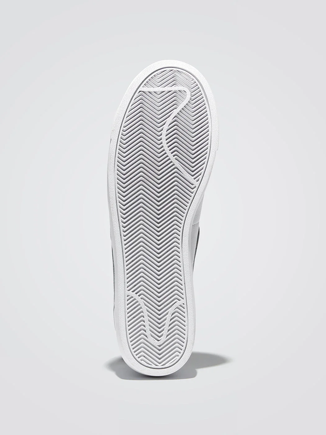 Blazer Low Le Sneaker - White/White-White - Image 6