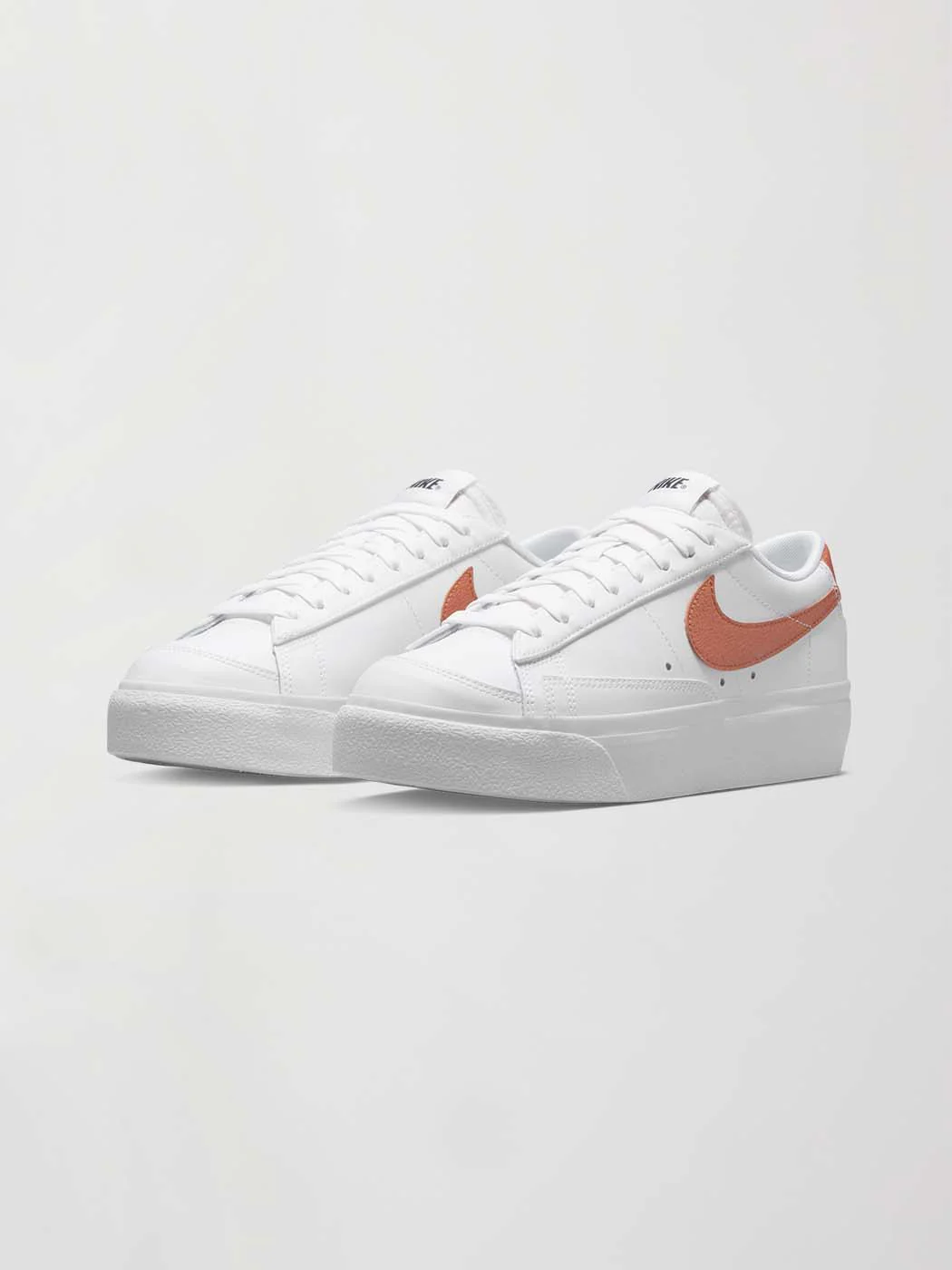 Nike Blazer Low Platform - WHITE/METALLIC COPPER-BLACK-SAIL - Image 3