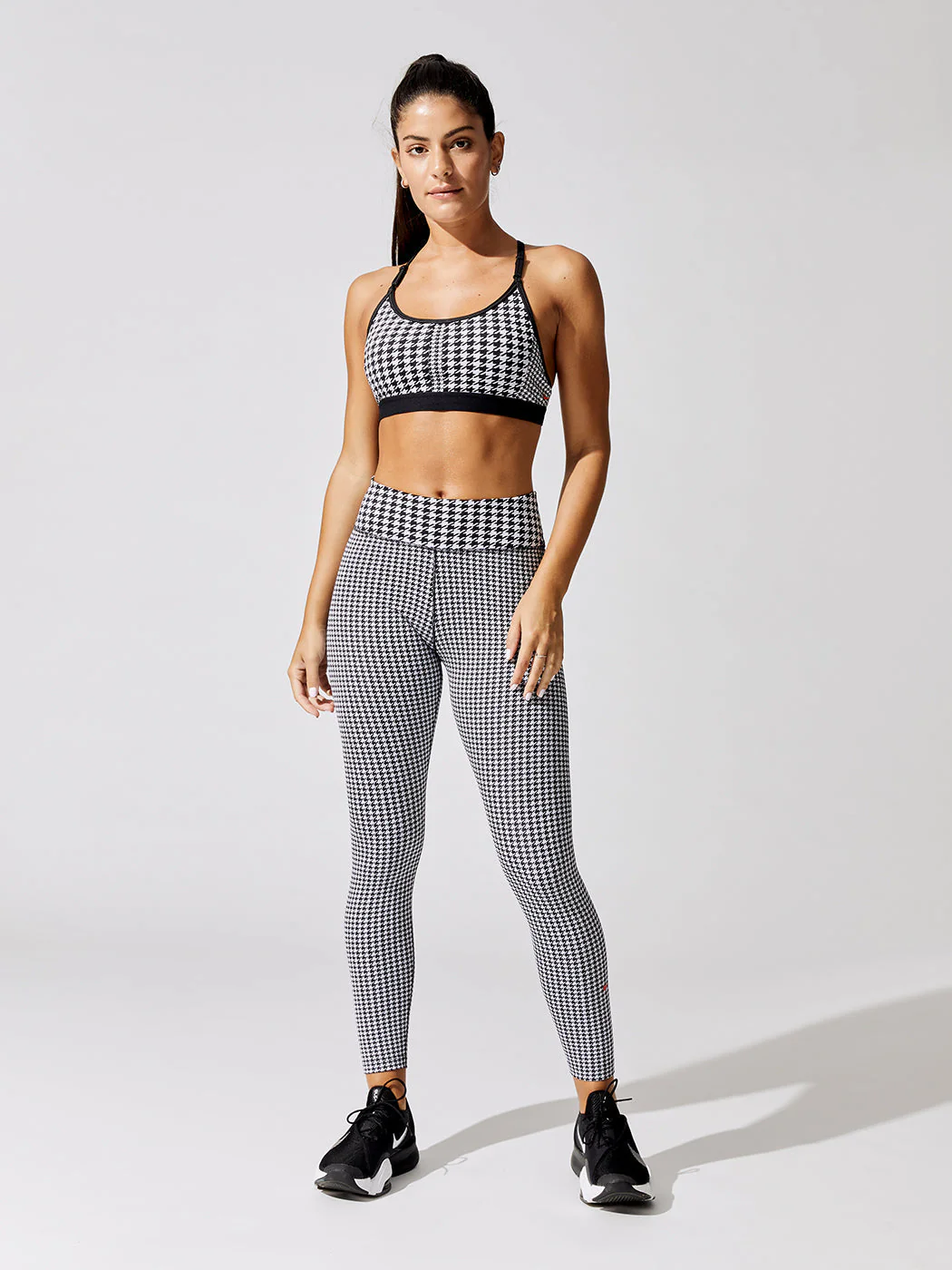Dri-fit Indy Icon Clash T-back Sports Bra - Black-Black-Chile Red - Image 4