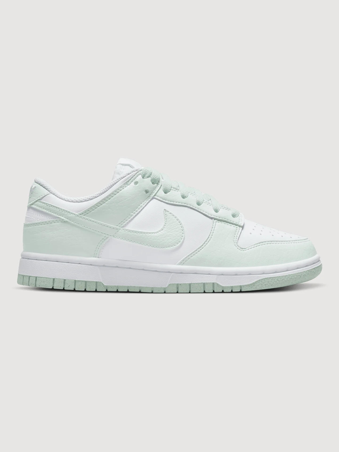 Nike Dunk Low Next Nature - WHITE/BARELY GREEN - Image 2
