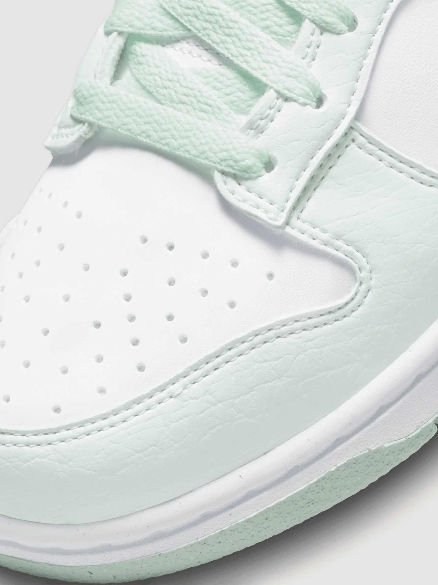 Nike Dunk Low Next Nature - WHITE/BARELY GREEN - Image 4