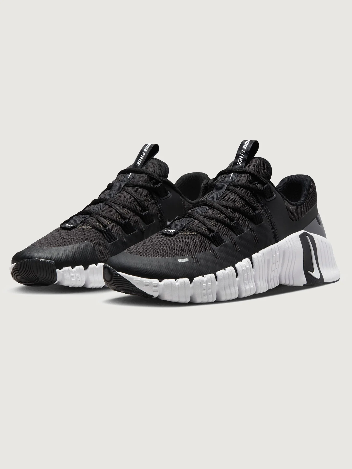 Nike Free Metcon 5 - Black/White-Anthracite - Image 5